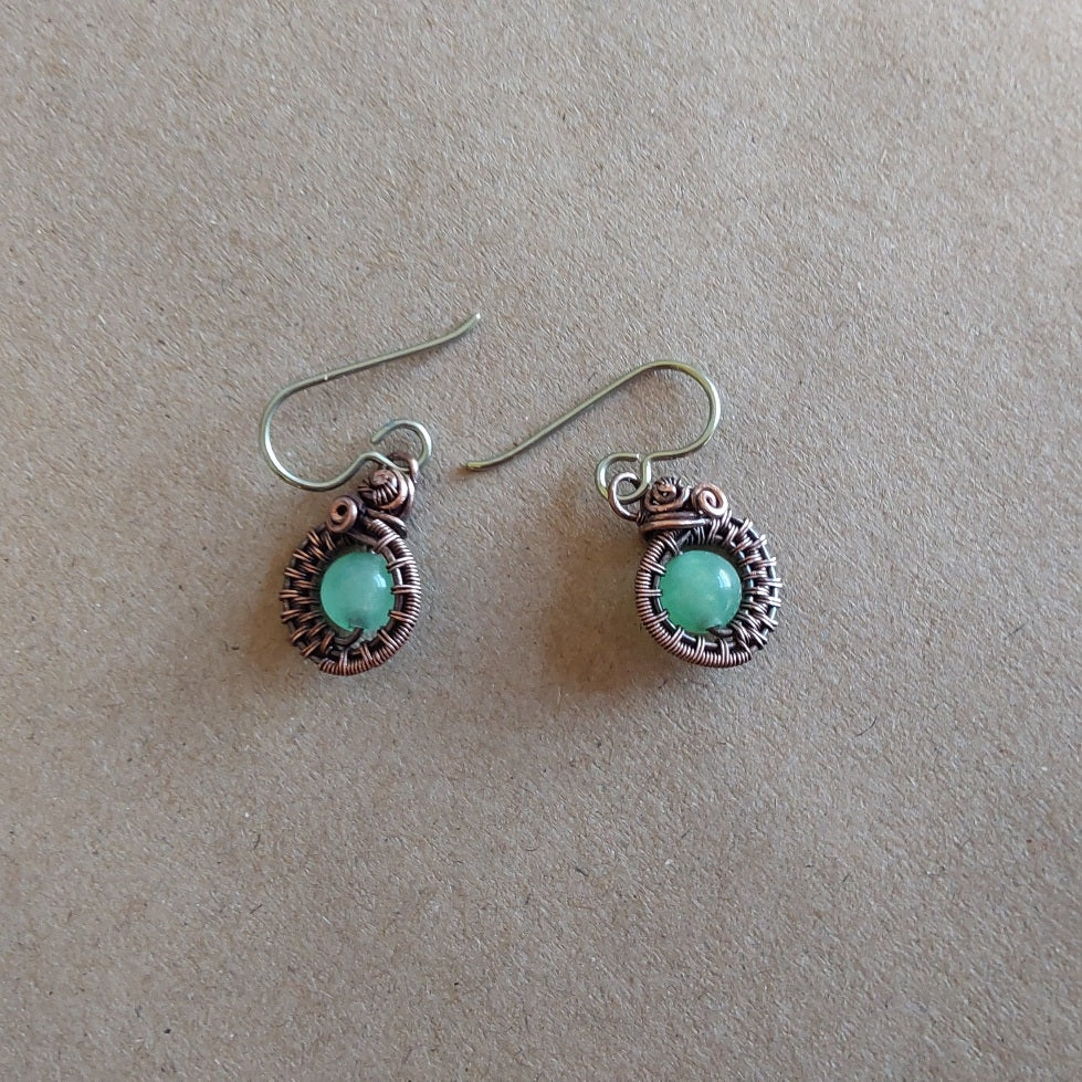 Semi-precious green Aventurine, antiqued copper wire weave non-tarnishing dangly earrings, approximately 1.5 cm in length, and fitted with Niobium hypoallergenic ear wires